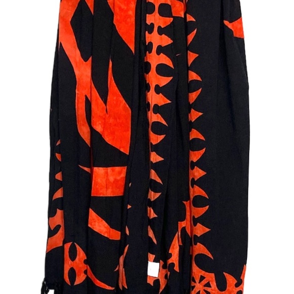 🔥HAND MADE IN INDONESIA 🇮🇩 FIRE / TRIBAL PATTERN BLACK / HOT ORANGE SARONG 🔥 - Picture 7 of 9